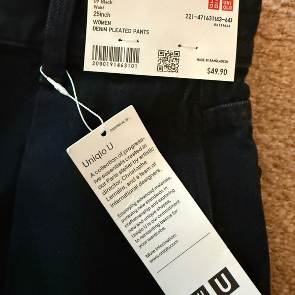 NWT Uniqlo Women’s Pleated Denim Pants - Picture 2 of 8